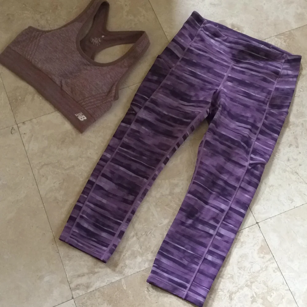 Lululemon legging - Picture 6 of 8